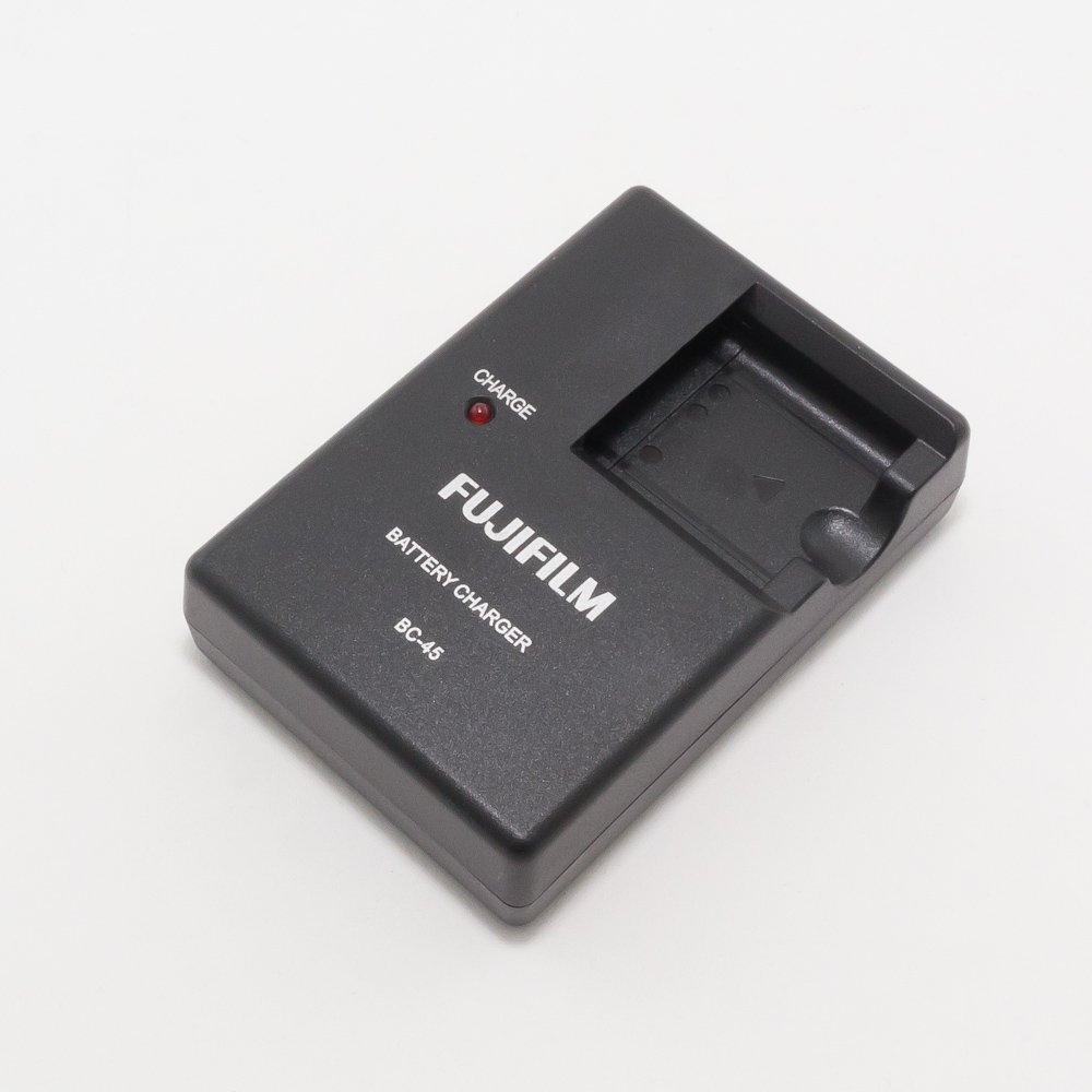 Купить зарядное устройство для фотоаппарата Fujifilm XP11