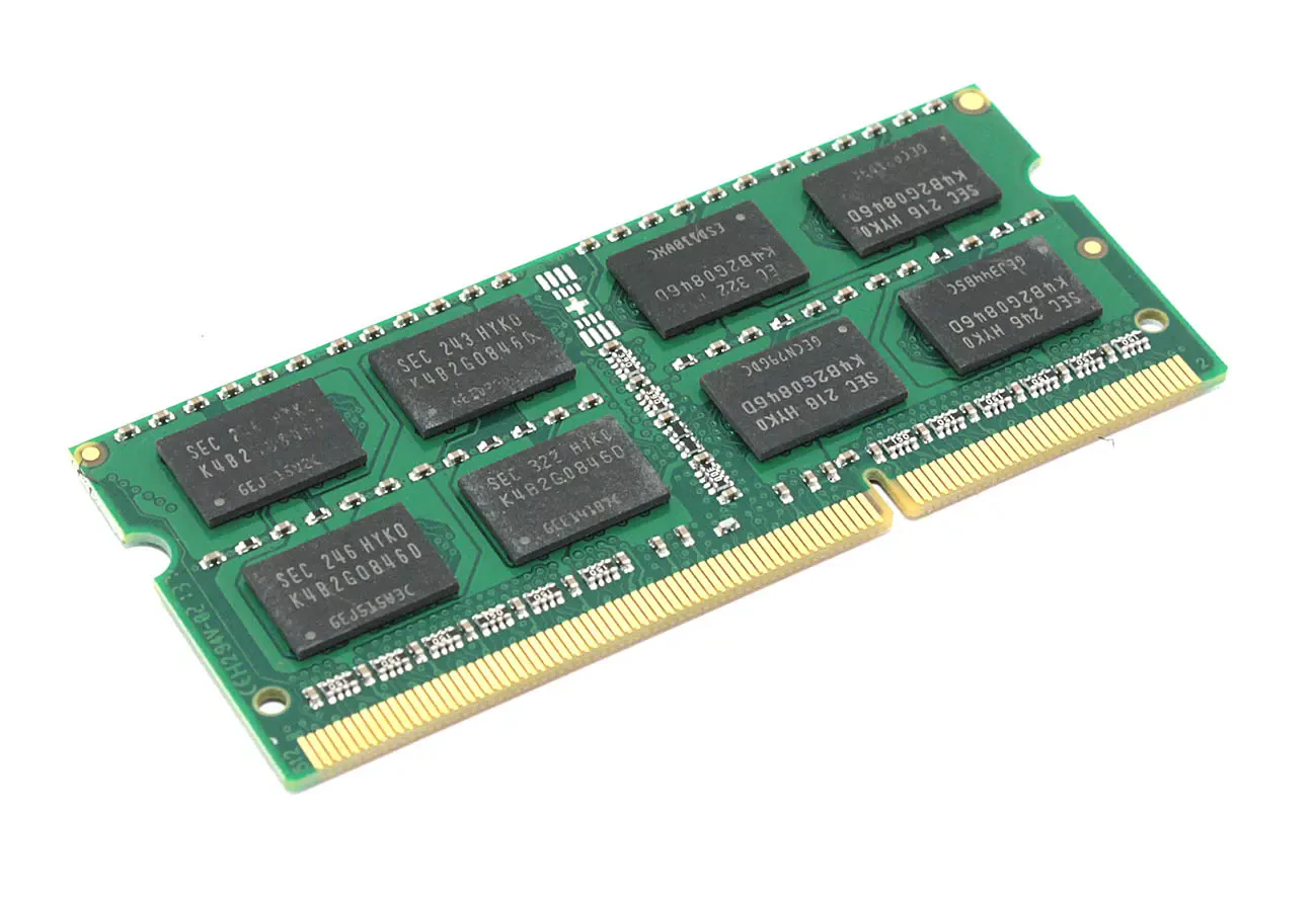 Модуль памяти Samsung SODIMM DDR3 4ГБ 1600 MHz (1)